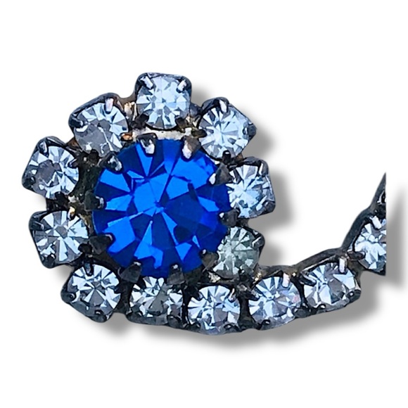 Vintage 90s Faux Diamond & Sapphire Swirl drop party Earrings - Picture 4 of 10